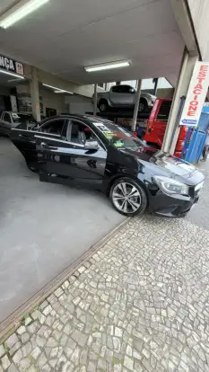 MERCEDES-BENZ-CLA 200-1.6 FIRST EDITION TURBO GASOLINA 4P AUTOMATIZADO MERCEDES-BENZ-CLA 200-2013