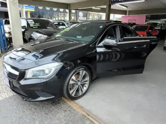 MERCEDES-BENZ-CLA 200-1.6 FIRST EDITION TURBO GASOLINA 4P AUTOMATIZADO MERCEDES-BENZ-CLA 200-2013