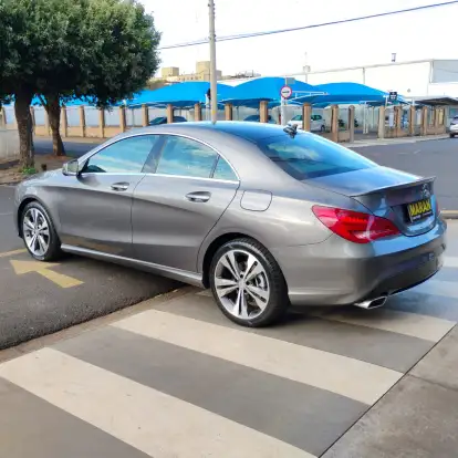 MERCEDES-BENZ-CLA 200-1.6 URBAN 16V FLEX 4P AUTOMÁTICO MERCEDES-BENZ-CLA 200-2016