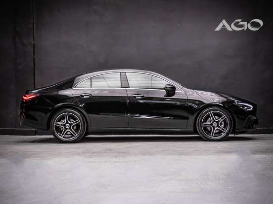 MERCEDES-BENZ-CLA 200-2025