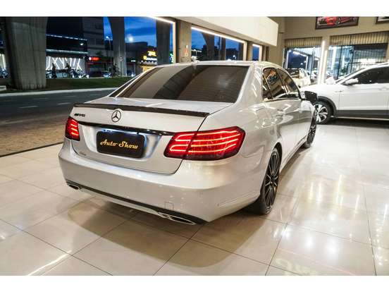 MERCEDES-BENZ-E 250-2.0 AVANTGARDE 16V TURBO GASOLINA 4P AUTOMÁTICO MERCEDES-BENZ-E 250-2014