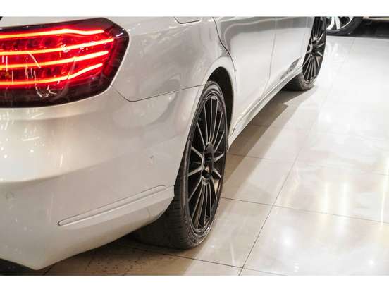 MERCEDES-BENZ-E 250-2.0 AVANTGARDE 16V TURBO GASOLINA 4P AUTOMÁTICO MERCEDES-BENZ-E 250-2014