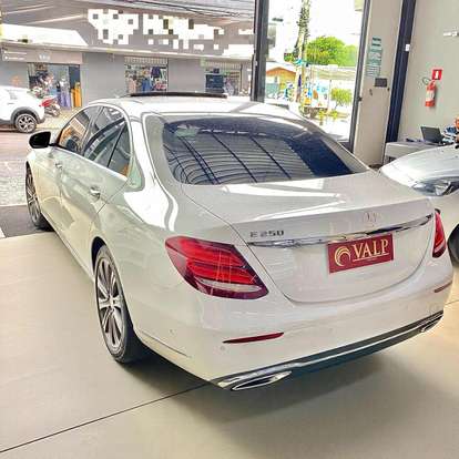 MERCEDES-BENZ-E 250-2016