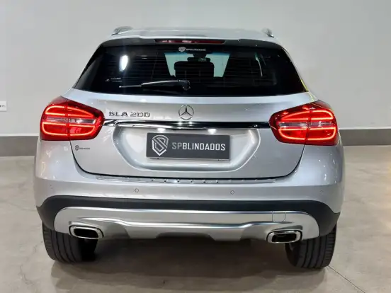 MERCEDES-BENZ-GLA 200-1.6 CGI ADVANCE 16V TURBO GASOLINA 4P AUTOMÁTICO MERCEDES-BENZ-GLA 200-2014