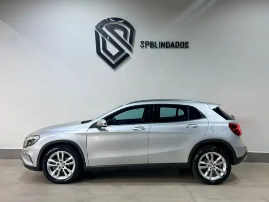 MERCEDES-BENZ-GLA 200-1.6 CGI ADVANCE 16V TURBO GASOLINA 4P AUTOMÁTICO MERCEDES-BENZ-GLA 200-2014