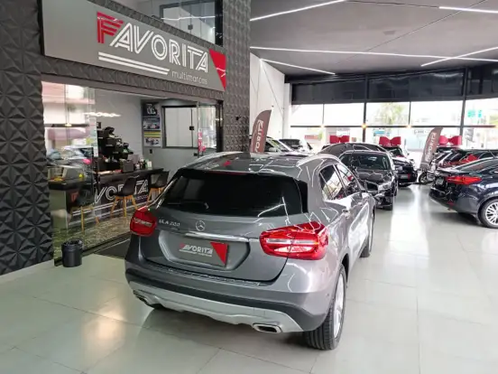 MERCEDES-BENZ-GLA 200-1.6 CGI ENDURO 16V TURBO FLEX 4P AUTOMÁTICO MERCEDES-BENZ-GLA 200-2016