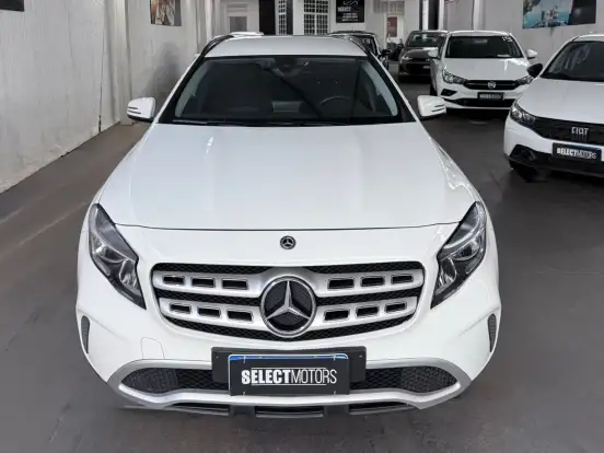 MERCEDES-BENZ-GLA 200-1.6 CGI FLEX STYLE 7G-DCT MERCEDES-BENZ-GLA 200-2017