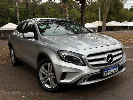 MERCEDES-BENZ-GLA 200-1.6 CGI STYLE 16V TURBO FLEX 4P AUTOMÁTICO MERCEDES-BENZ-GLA 200-2017