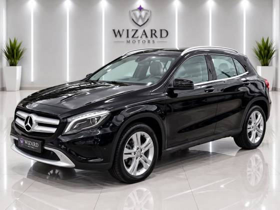 MERCEDES-BENZ GLA 200 1.6 CGI VISION 16V TURBO GASOLINA 4P AUTOMÁTICO
