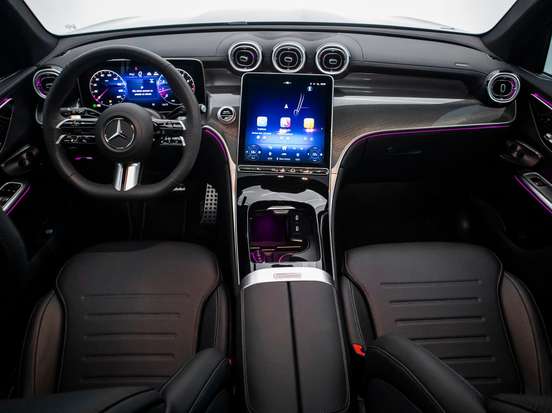 MERCEDES-BENZ-GLC 300-2026