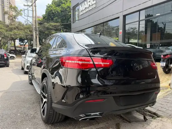MERCEDES-BENZ-GLE 43 AMG-2017