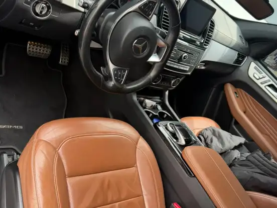 MERCEDES-BENZ-GLE 43 AMG-3.0 V6 GASOLINA COUPÉ 4MATIC 9G-TRONIC MERCEDES-BENZ-GLE 43 AMG-2017