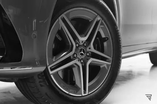 MERCEDES-BENZ-GLE 450d-2023