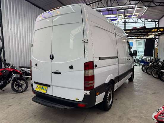 MERCEDES-BENZ-SPRINTER-2015