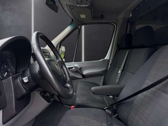 MERCEDES-BENZ-SPRINTER-2.2 CDI DIESEL FURGÃO 415 TA LONGO MANUAL MERCEDES-BENZ-SPRINTER-2019