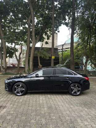 MERCEDES-BENZ-A 200-2019