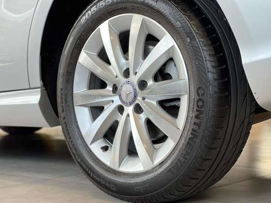 MERCEDES-BENZ-B 200-2013