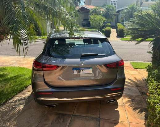 MERCEDES-BENZ-GLA 200-2022