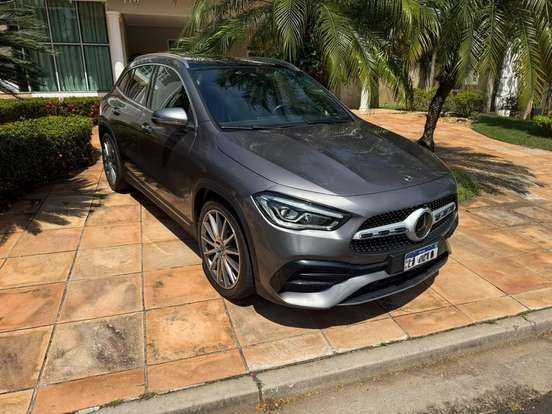 MERCEDES-BENZ-GLA 200-2022