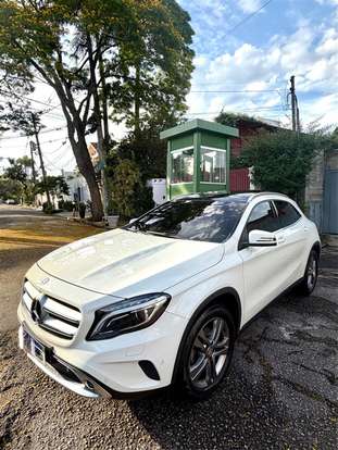 MERCEDES-BENZ-GLA 200-2015