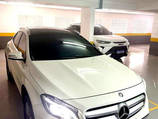 MERCEDES-BENZ-GLA 200-1.6 CGI ENDURO 16V TURBO FLEX 4P AUTOMÁTICO MERCEDES-BENZ-GLA 200-2015