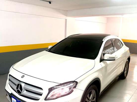 MERCEDES-BENZ-GLA 200-1.6 CGI ENDURO 16V TURBO FLEX 4P AUTOMÁTICO MERCEDES-BENZ-GLA 200-2015