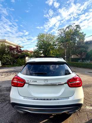 MERCEDES-BENZ-GLA 200-2015