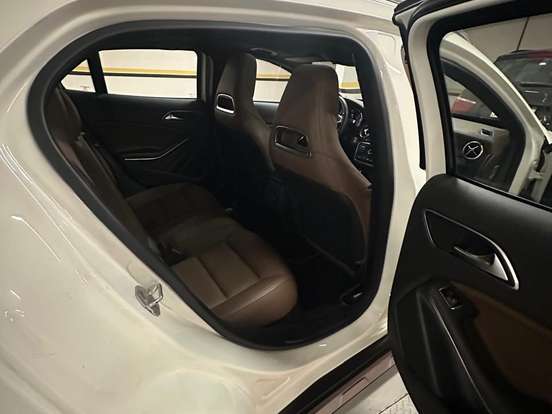 MERCEDES-BENZ-GLA 250-2.0 16V TURBO GASOLINA SPORT 4P 4MATIC AUTOMÁTICO MERCEDES-BENZ-GLA 250-2017