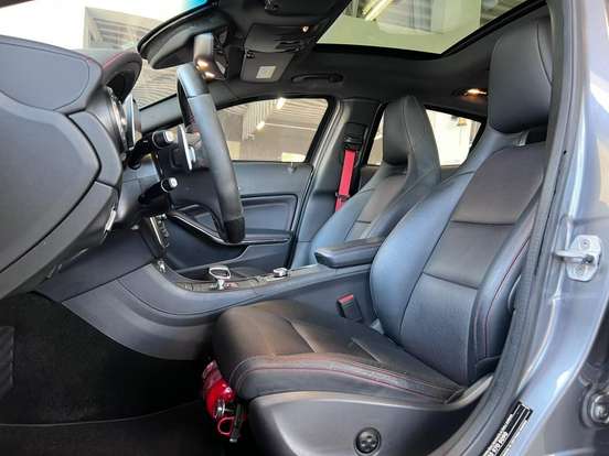 MERCEDES-BENZ-GLA 45 AMG-2.0 16V TURBO GASOLINA 4P AUTOMÁTICO MERCEDES-BENZ-GLA 45 AMG-2015