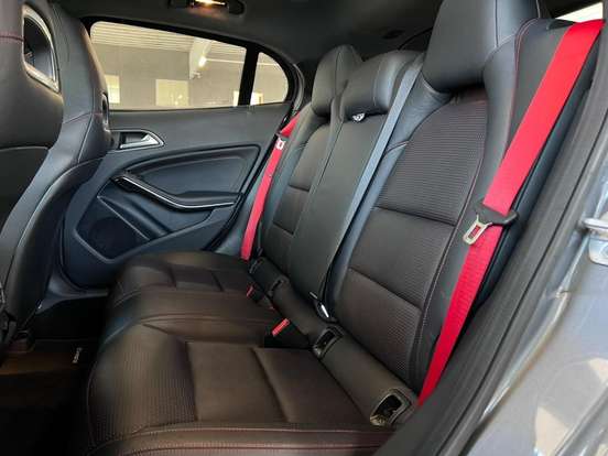 MERCEDES-BENZ-GLA 45 AMG-2015