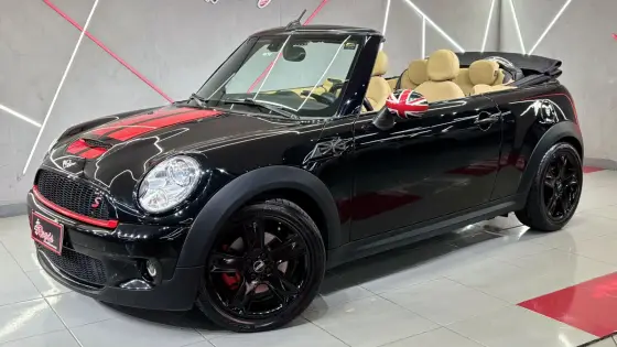 MINI COOPER 1.6 S JOHN COOPER WORKS 16V TURBO GASOLINA 2P MANUAL