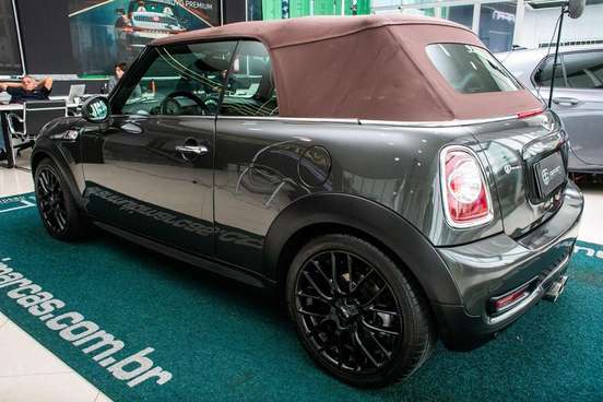 MINI-COOPER-2010