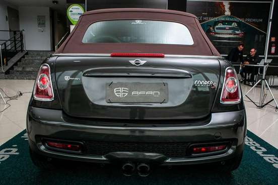 MINI-COOPER-2010
