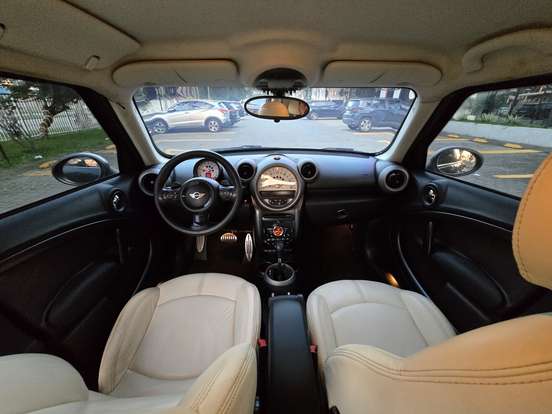 MINI-COUNTRYMAN-2012