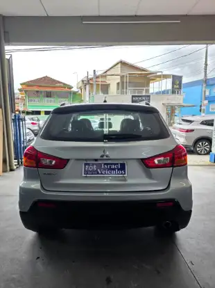 MITSUBISHI-ASX-2011