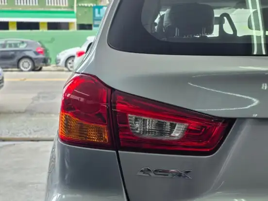 MITSUBISHI-ASX-2.0 4X2 16V GASOLINA 4P AUTOMÁTICO MITSUBISHI-ASX-2011