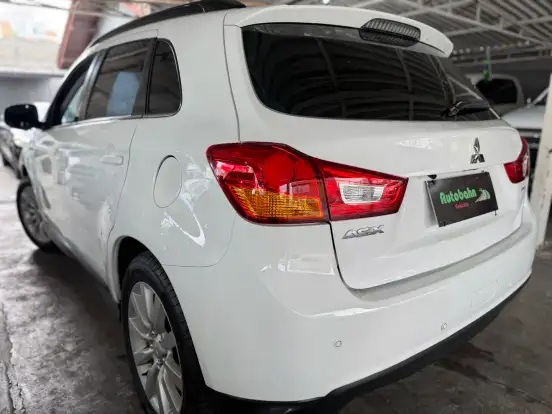 MITSUBISHI-ASX-2014