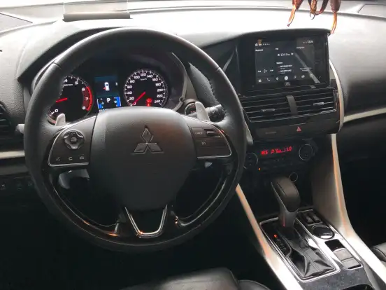MITSUBISHI-ECLIPSE CROSS-1.5 MIVEC TURBO GASOLINA HPE CVT MITSUBISHI-ECLIPSE CROSS-2024