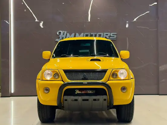 MITSUBISHI-L200-2004