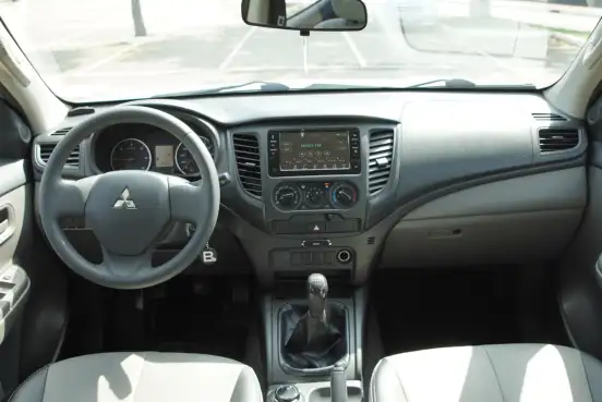 MITSUBISHI-L200 TRITON-2019