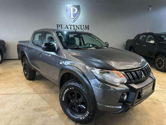 MITSUBISHI-L200 TRITON-2023