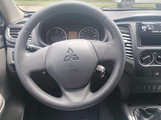 MITSUBISHI-L200 TRITON-2.4 16V TURBO DIESEL SPORT GL CD 4P 4X4 MANUAL MITSUBISHI-L200 TRITON-2021