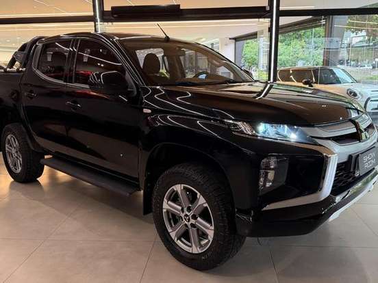 MITSUBISHI-L200 TRITON-2.4 16V TURBO DIESEL SPORT GLS CD 4P 4X4 AUTOMÁTICO MITSUBISHI-L200 TRITON-2023