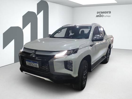 MITSUBISHI L200 TRITON 2.4 16V TURBO DIESEL SPORT HPE-S CD 4P 4X4 AUTOMÁTICO