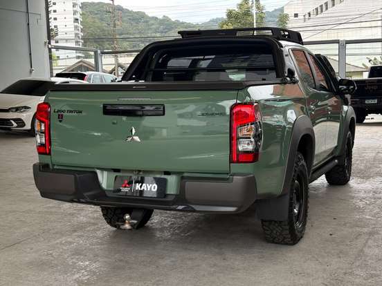 MITSUBISHI-L200 TRITON-2.4 16V TURBO DIESEL SPORT SAVANA CD 4P 4X4 AUTOMÁTICO MITSUBISHI-L200 TRITON-2024