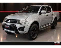 MITSUBISHI L200 TRITON 2.4 HLS 4X2 CD 16V FLEX 4P MANUAL MITSUBISHI L200 TRITON 2.4 HLS 4X2 CD 16V FLEX 4P MANUAL