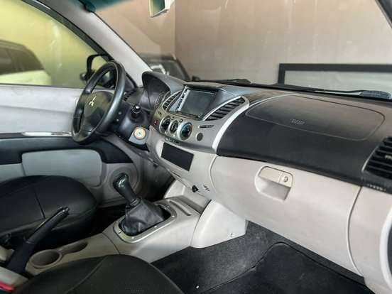 MITSUBISHI-L200 TRITON-2014