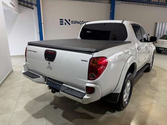 MITSUBISHI-L200 TRITON-2013