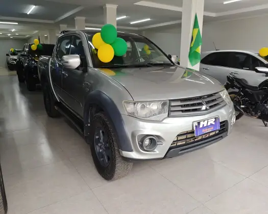 MITSUBISHI L200 TRITON 3.2 HPE 4X4 CD 16V TURBO INTERCOOLER DIESEL 4P AUTOMÁTICO