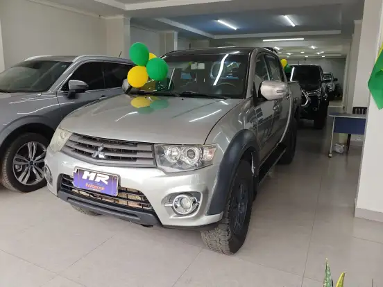 MITSUBISHI-L200 TRITON-3.2 HPE 4X4 CD 16V TURBO INTERCOOLER DIESEL 4P AUTOMÁTICO MITSUBISHI-L200 TRITON-2016